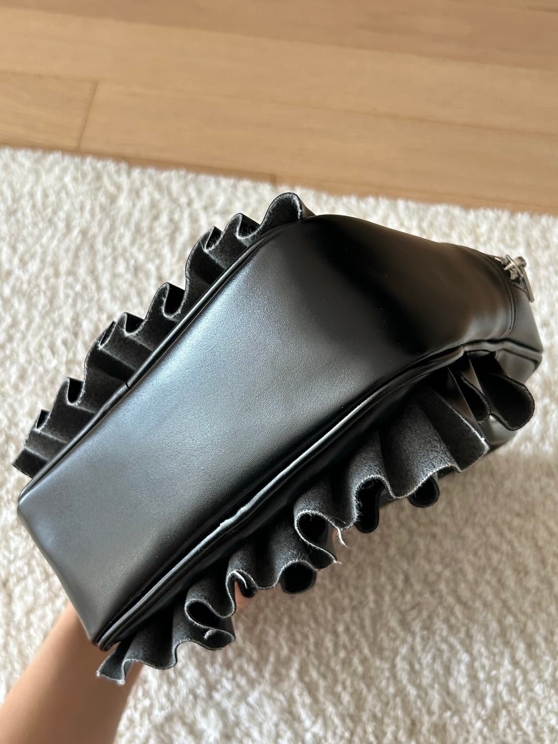 꼼데가르송 러플 가방 상품이미지3