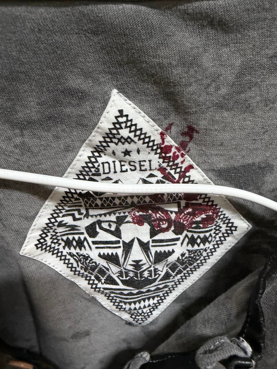 DIESEL 헨리넥 워시드 롱슬리브 티셔츠 상품이미지2