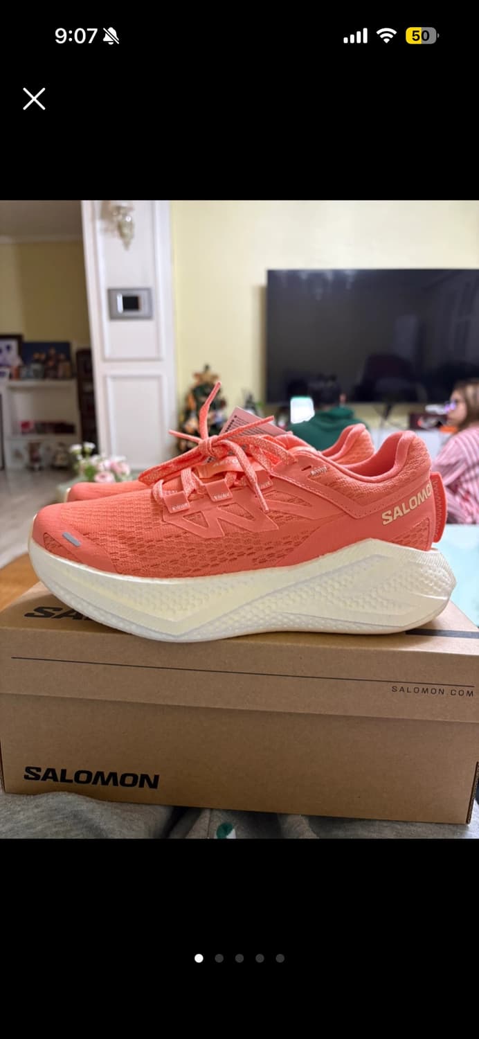 살로몬 에어로 글라이드 3 W 235 런닝화 상품이미지1