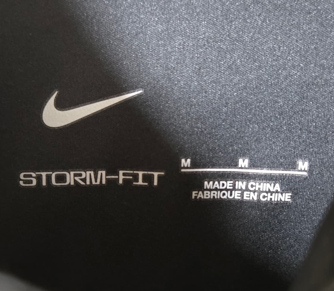 (착샷) 나이키 22-24 쉴드탑 드릴탑 윈터 워리어 트레이닝 상품이미지4