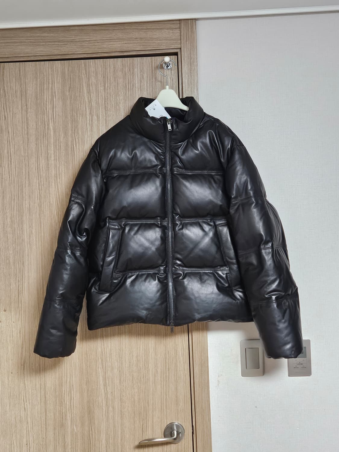 무신사스탠다드 램스킨 푸퍼 레더 패딩 L 상품이미지1