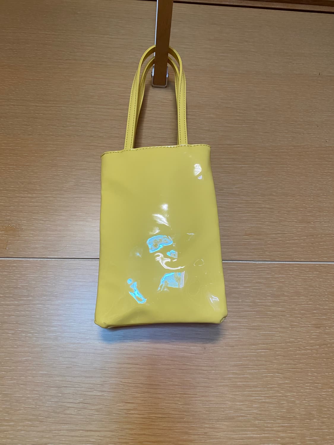 노란색 에나멜 미니 토트백 [새상품][무배] 상품이미지1