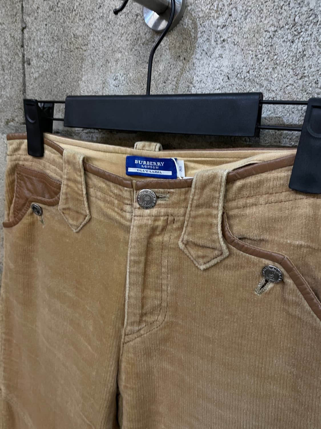 버버리 블루라벨 코듀로이 플레어 팬츠 상품이미지6