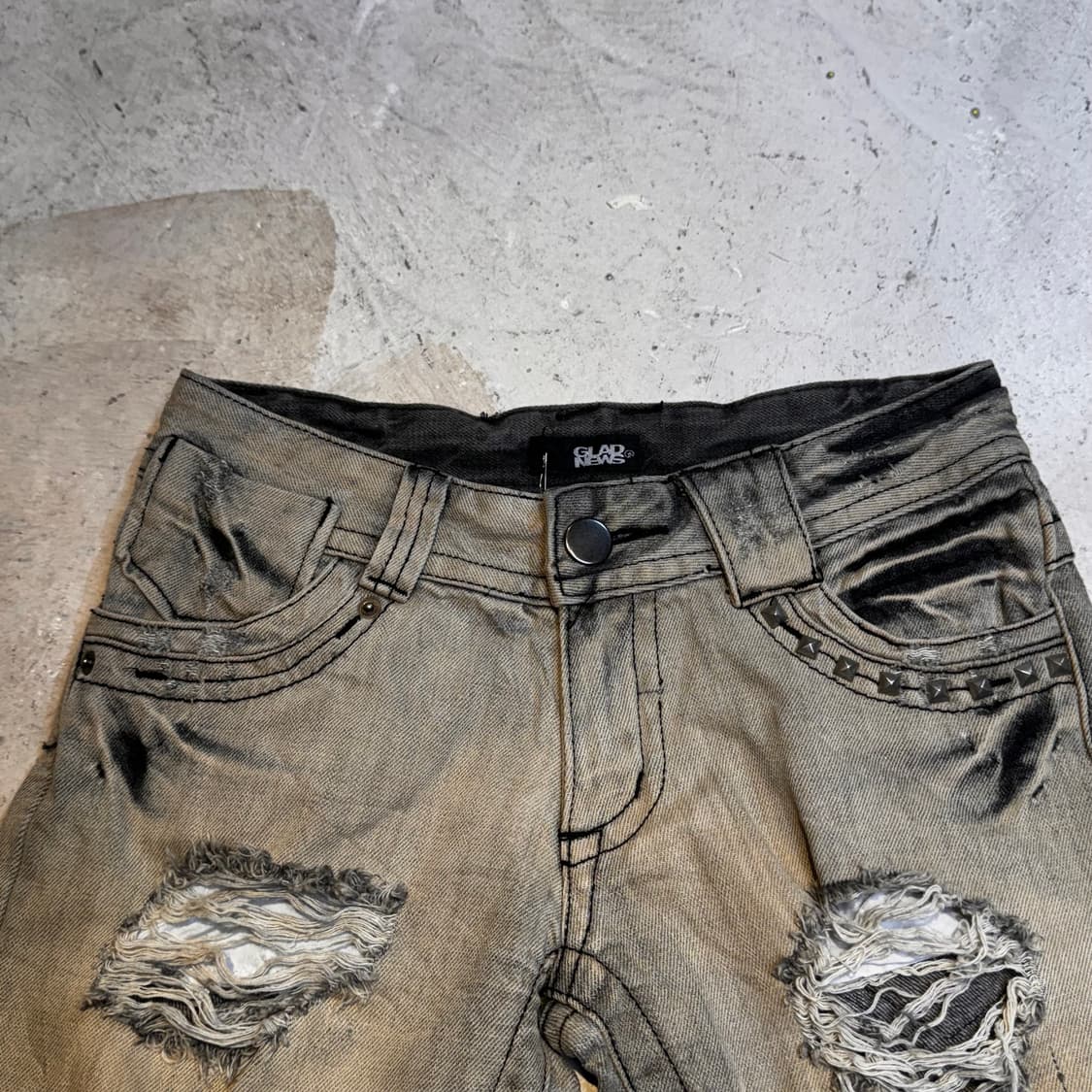 GLAD NEWS 스터드 5부 팬츠 상품이미지5