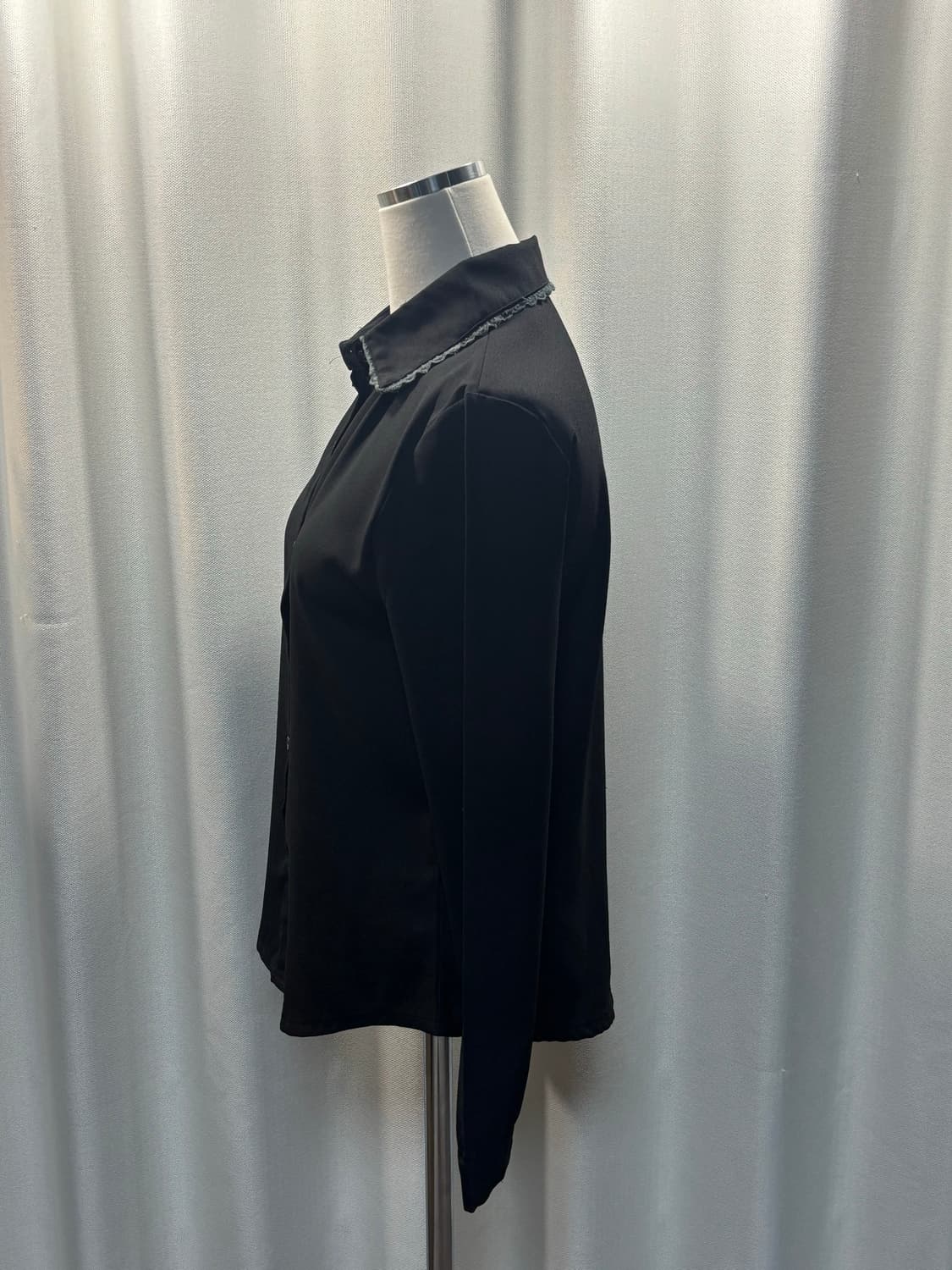 블랙 카라 셔츠 상품이미지2