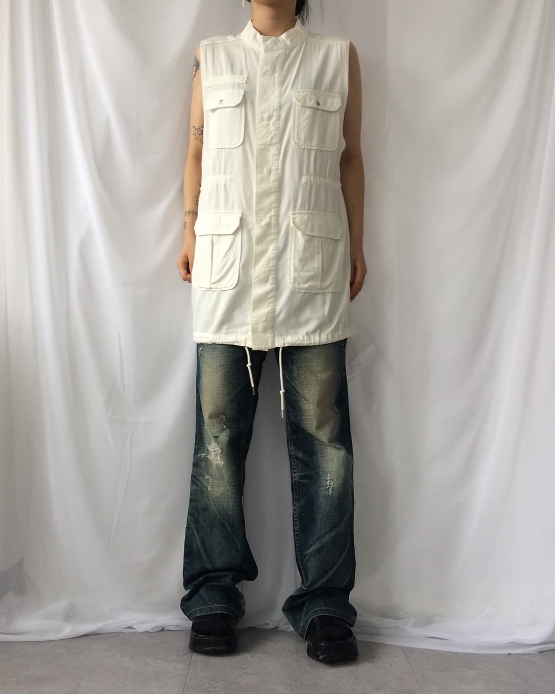 Multi pocket point high neck long vest 상품이미지8