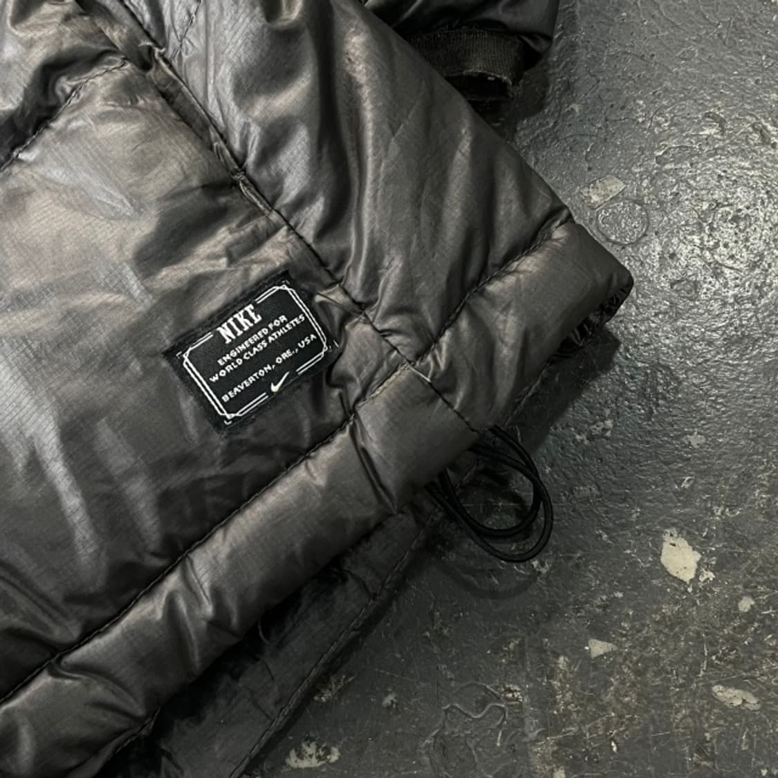 105 나이키 유광 패딩  상품이미지4