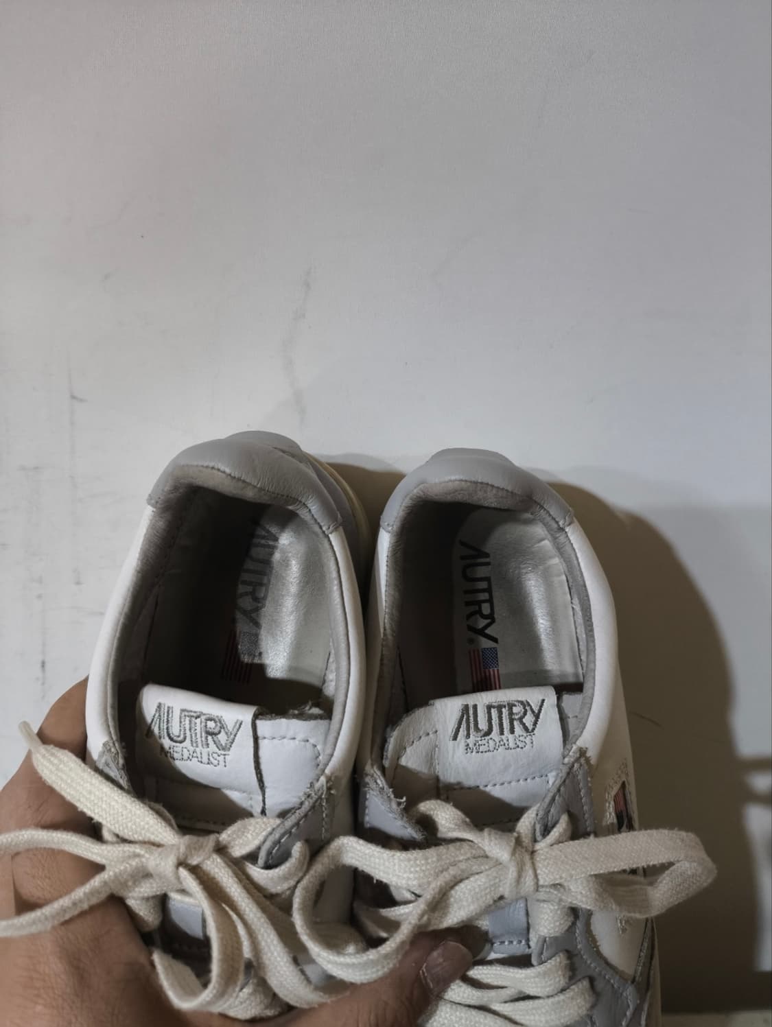 260mm 40 오트리 메달리스트 스니커즈 상품이미지6