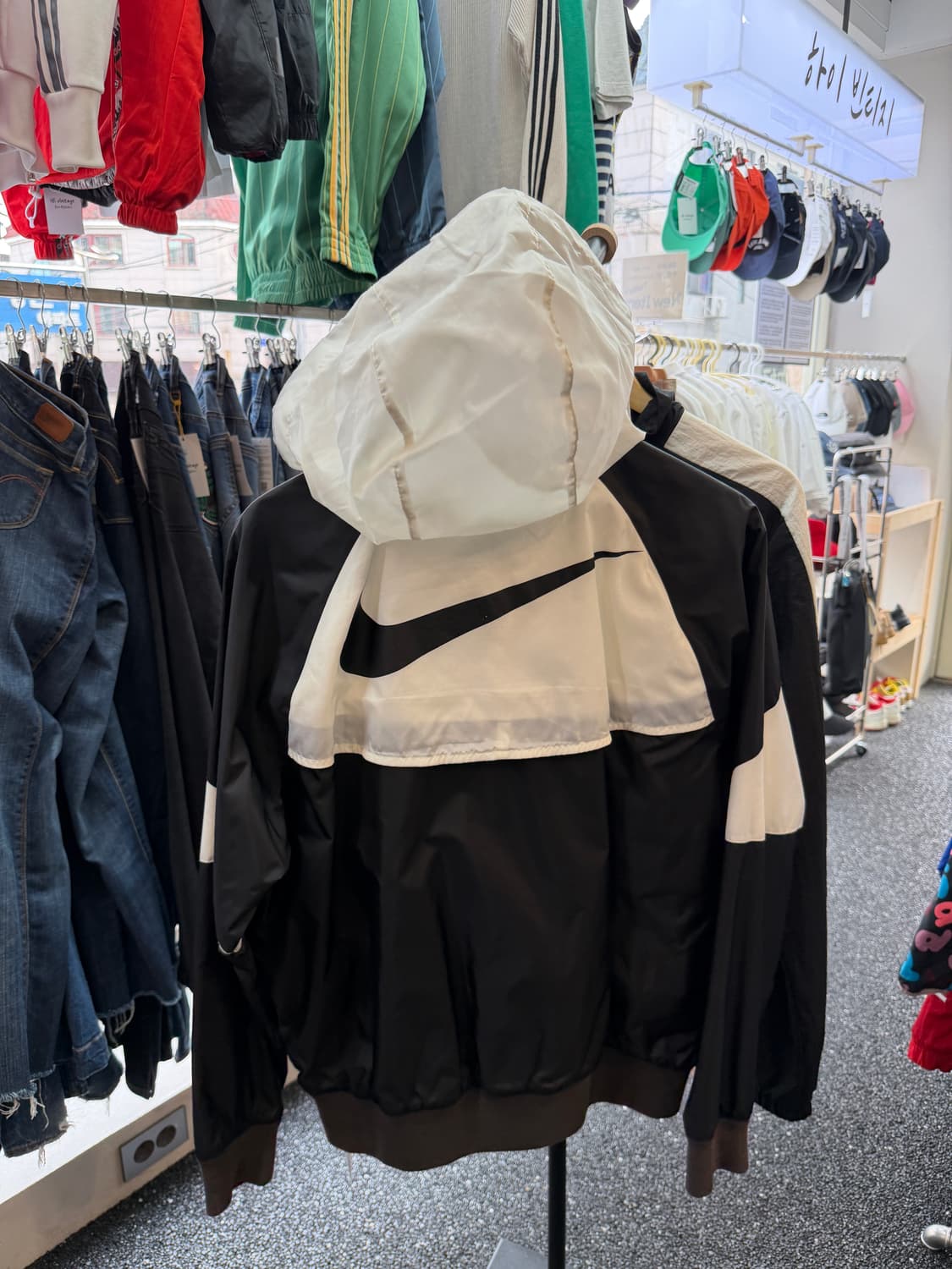 나이키 윈드러너 바람막이 M 상품이미지5