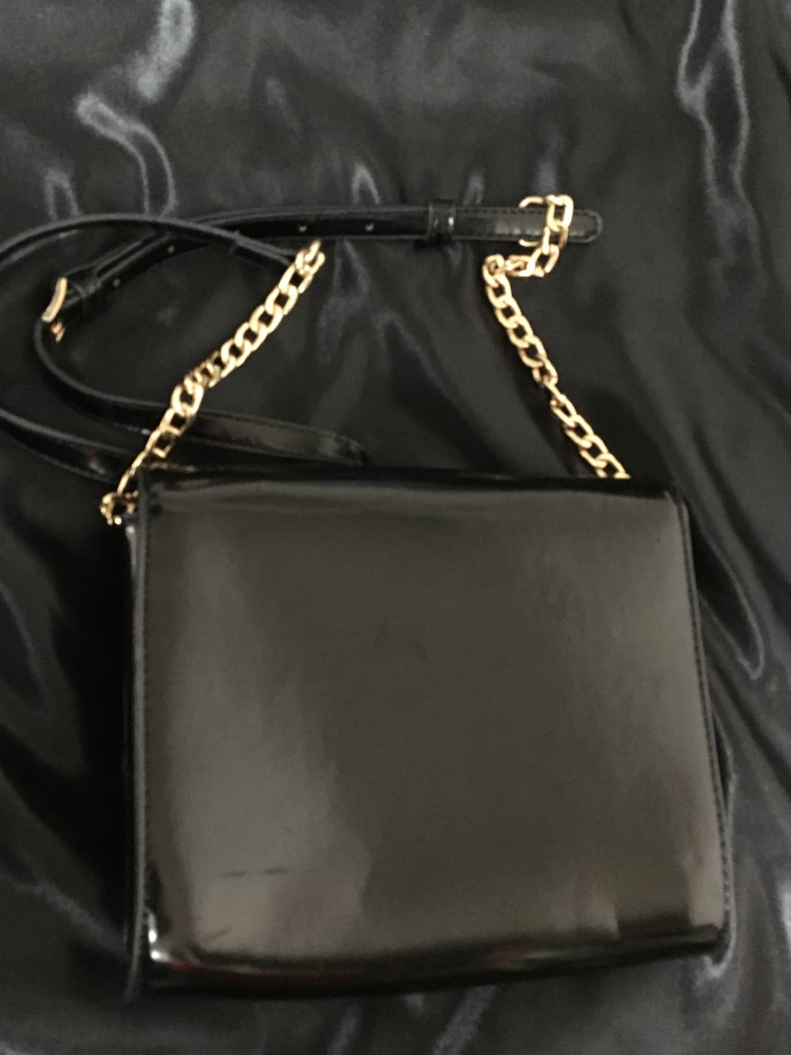 렙 에나멜 크로스 백 상품이미지3