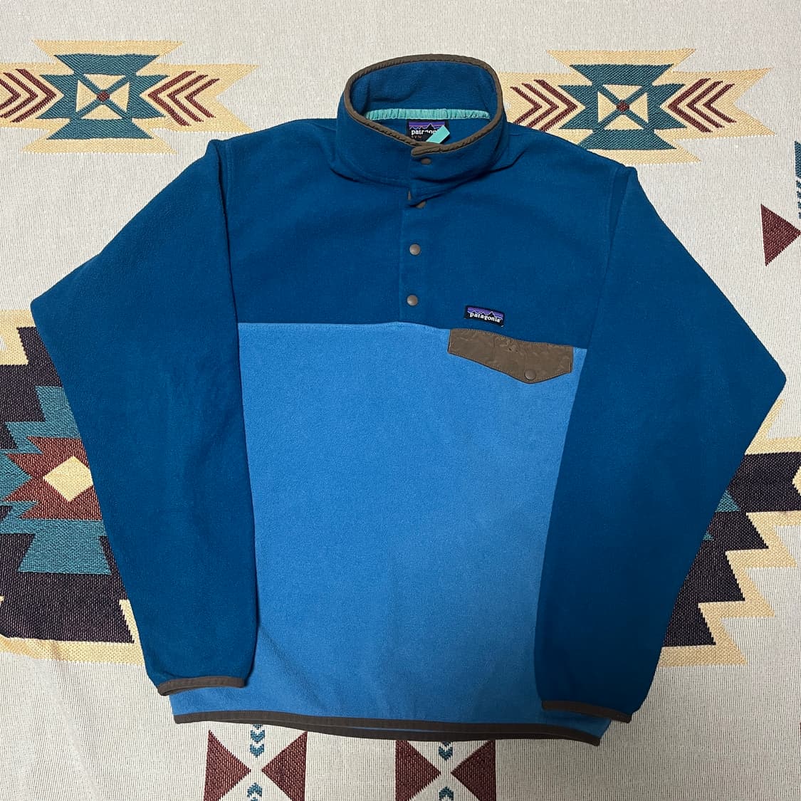 파타고니아 신칠라 스냅티 M트래비스 스캇 착용 상품이미지2