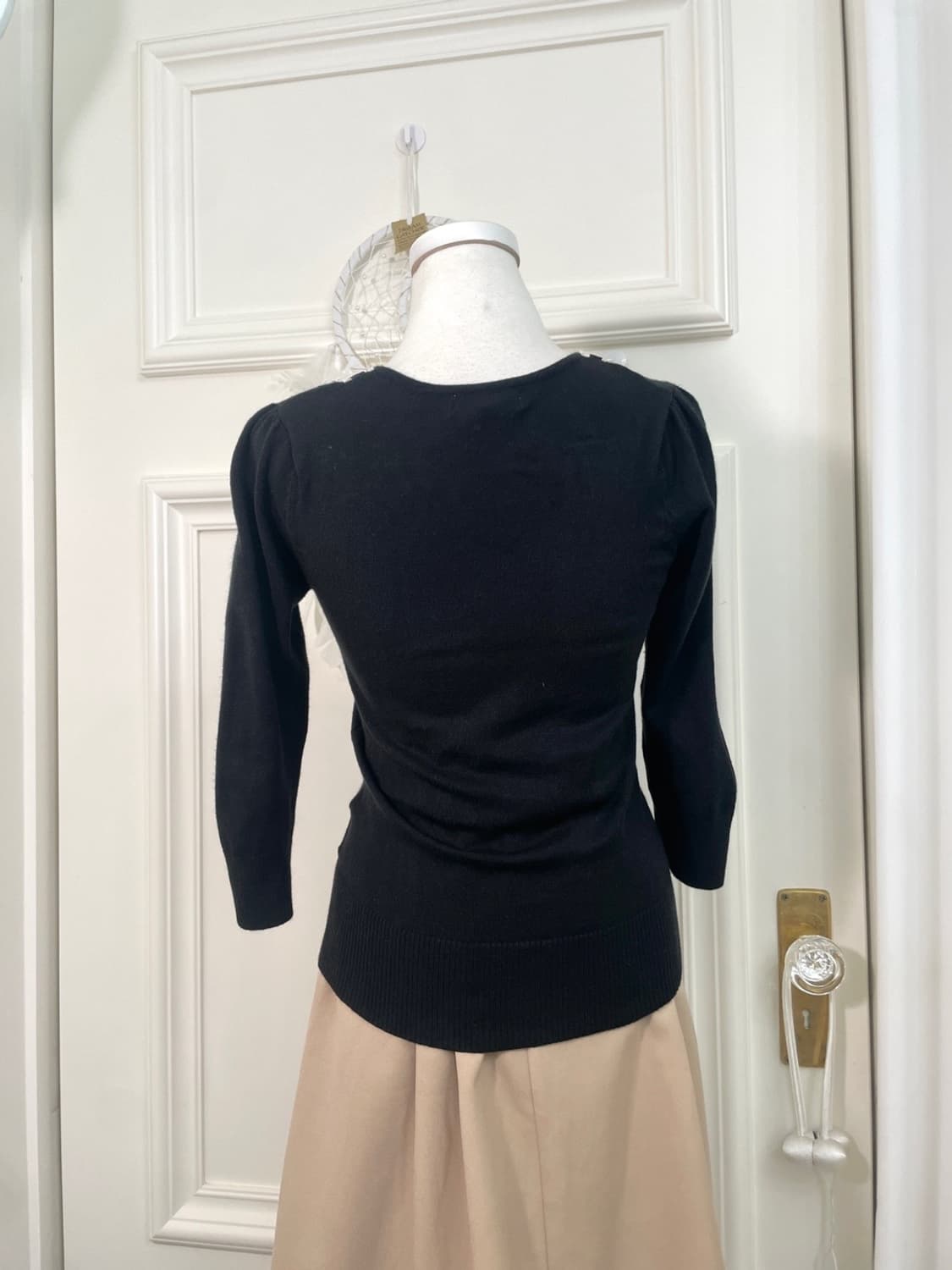 black lace beads point feminine knit top 상품이미지5