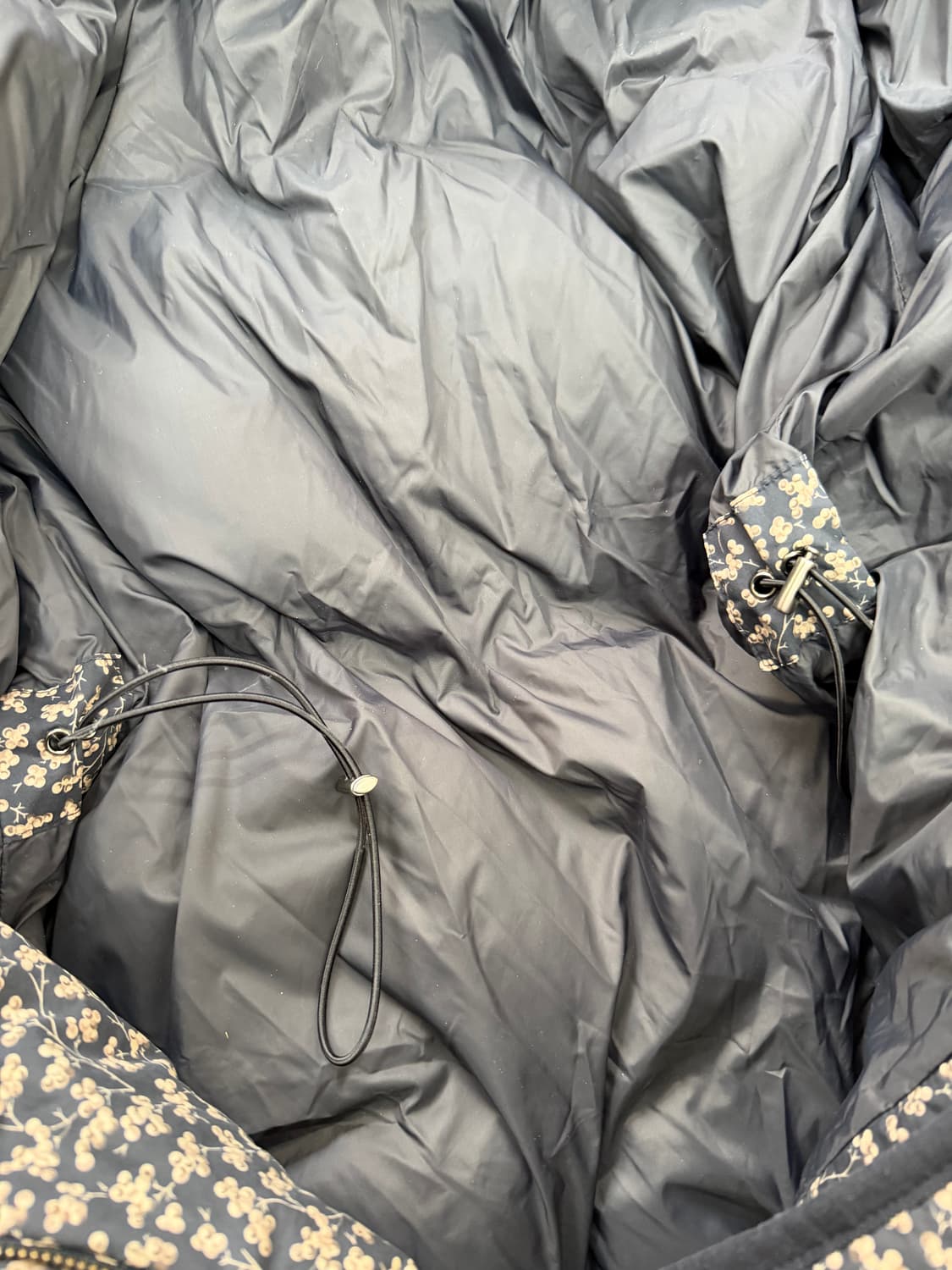 정품) 아떼 바네사브루노 플라워 패턴 패딩 36 상품이미지6