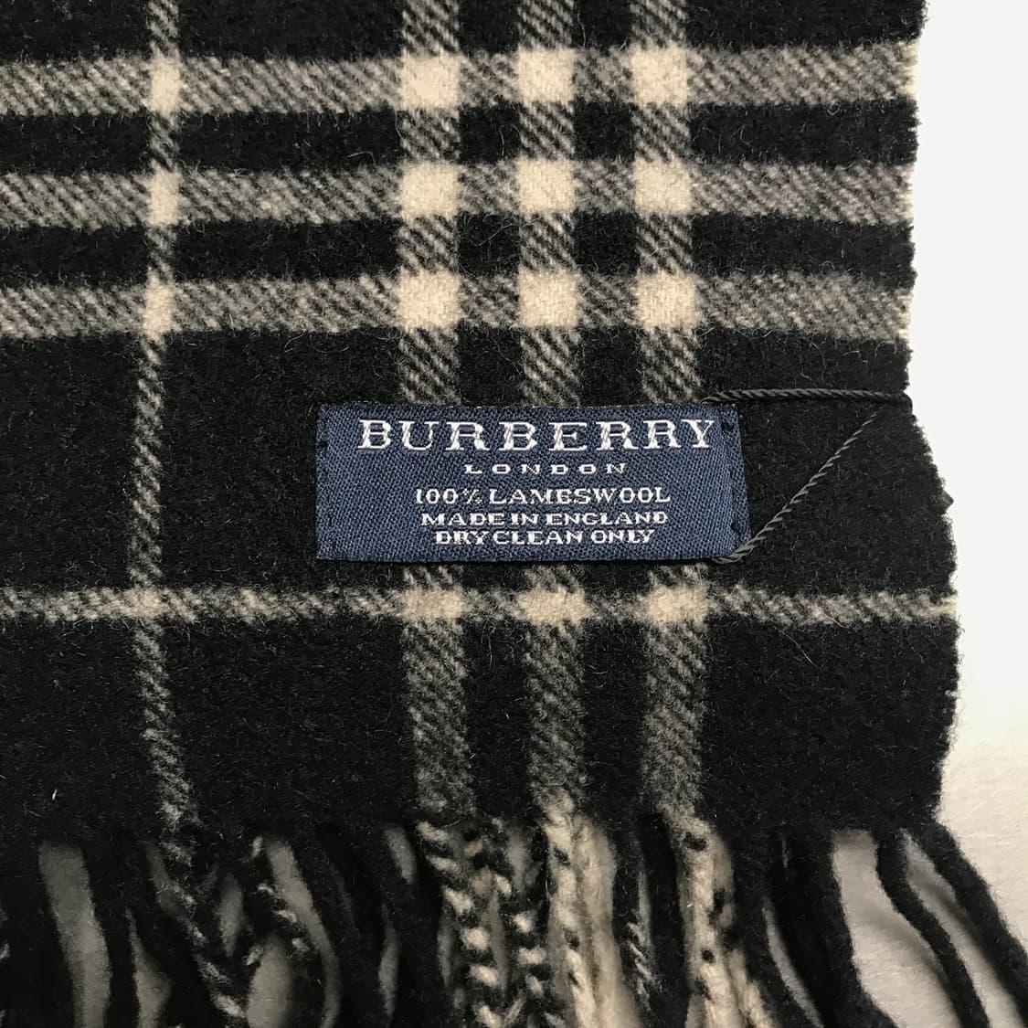 버버리 정품 램스울 머플러 블랙 상품이미지4