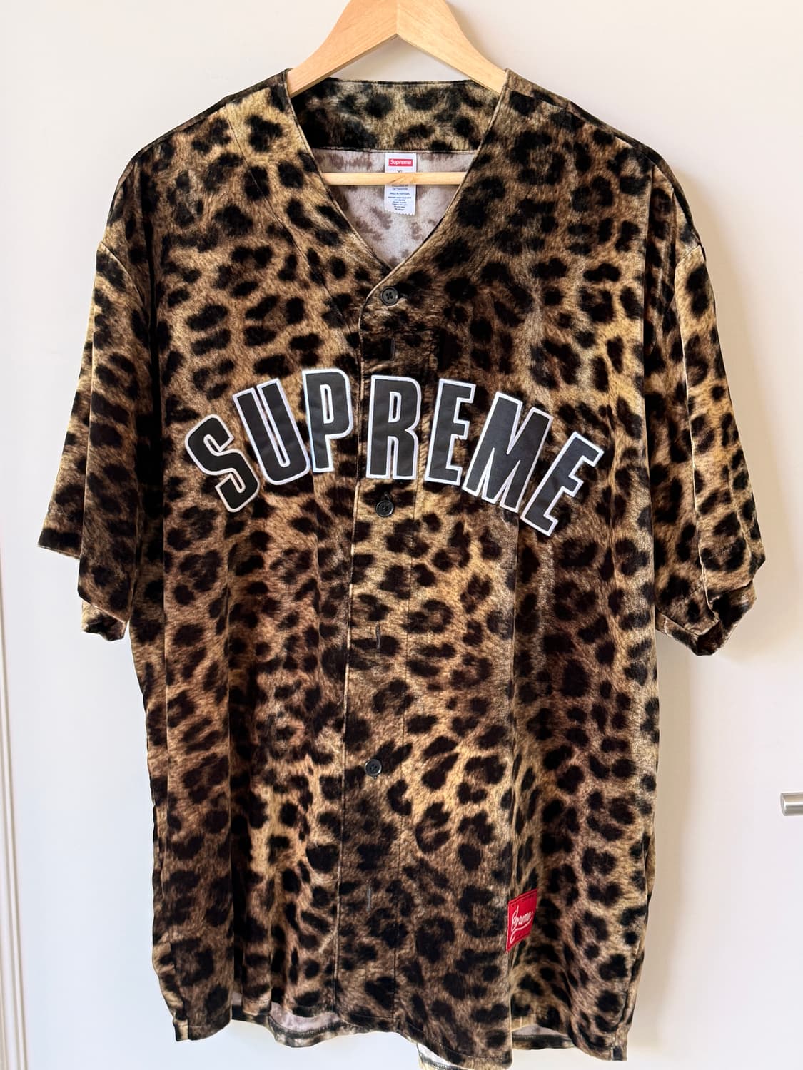 슈프림(SUPREME) 벨벳 베이스볼 저지 레오파드 상품이미지1