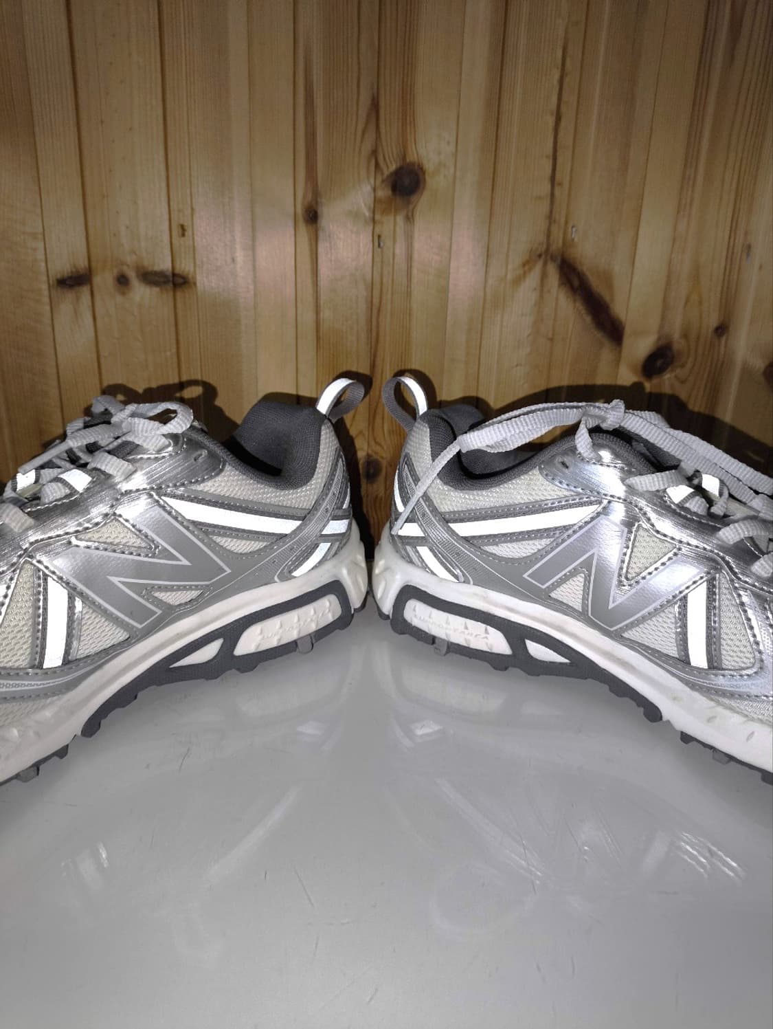 255mm 2E 뉴발란스 410 실버 러닝화 트레일 상품이미지6