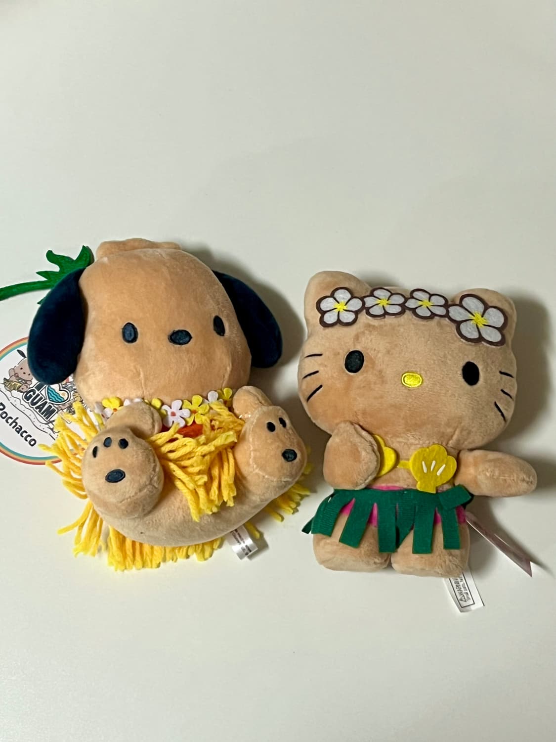 산리오 괌 태닝 키티 & 태닝 포차코 인형 (택 있음) 상품이미지1