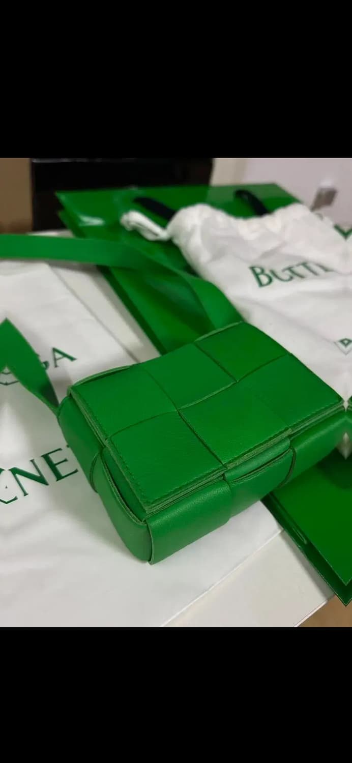 보테가베네타 카세트백미니 급처 상품이미지2