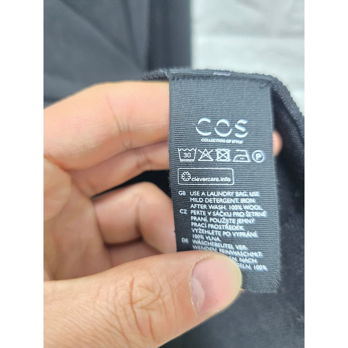 코스 COS 블랙 라운드 티 XL 상품이미지3