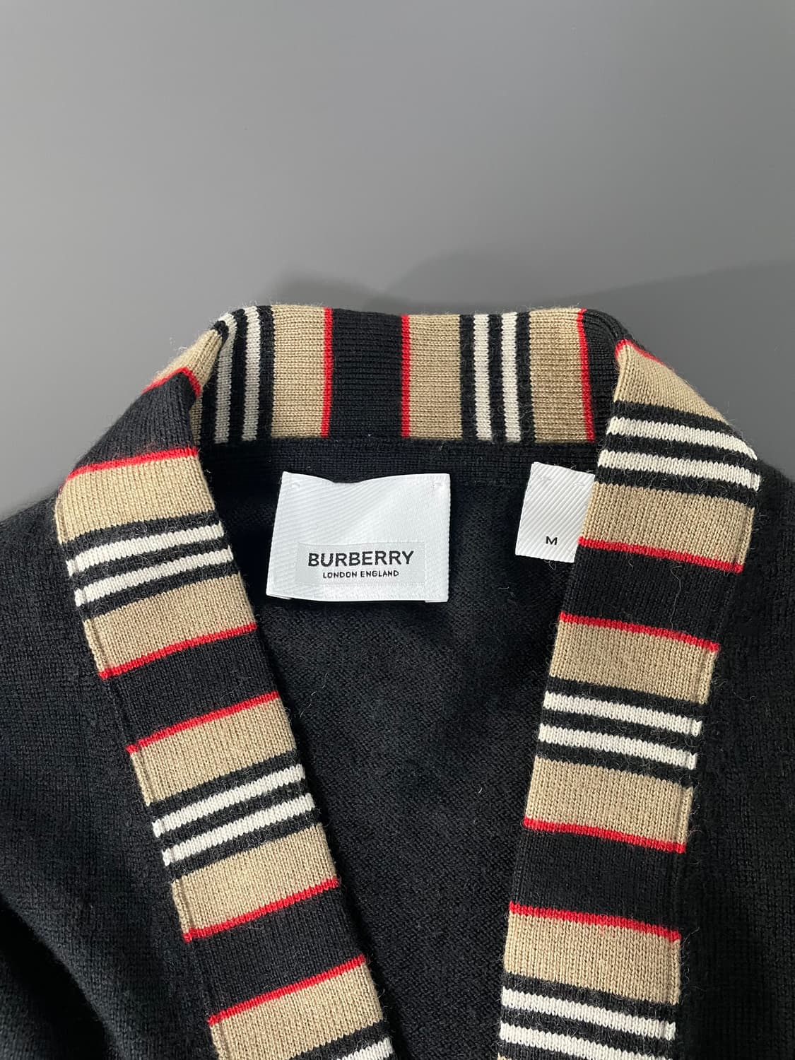 21FW 버버리 아이콘 스트라이프 트리밍 여성 울 가디 상품이미지8