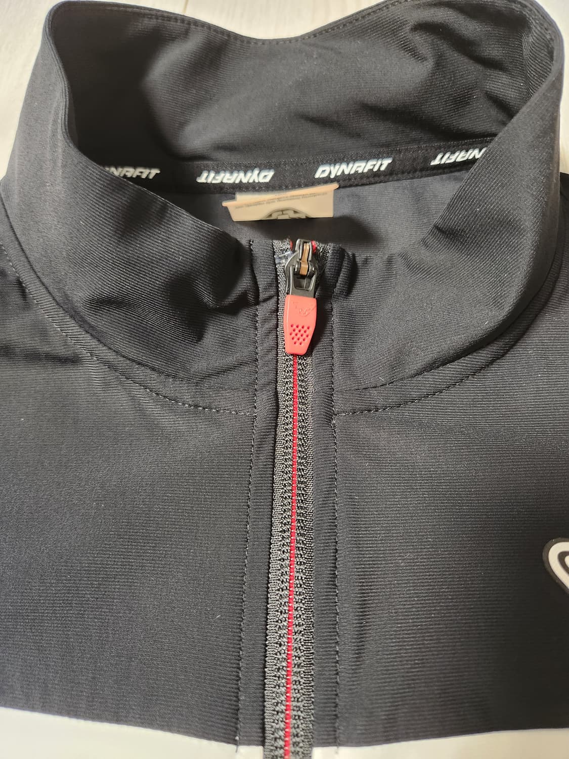 다이나핏 기능성 트레이닝 집업 저지 트랙탑 사이즈100L

여러 중고사이 상품이미지7