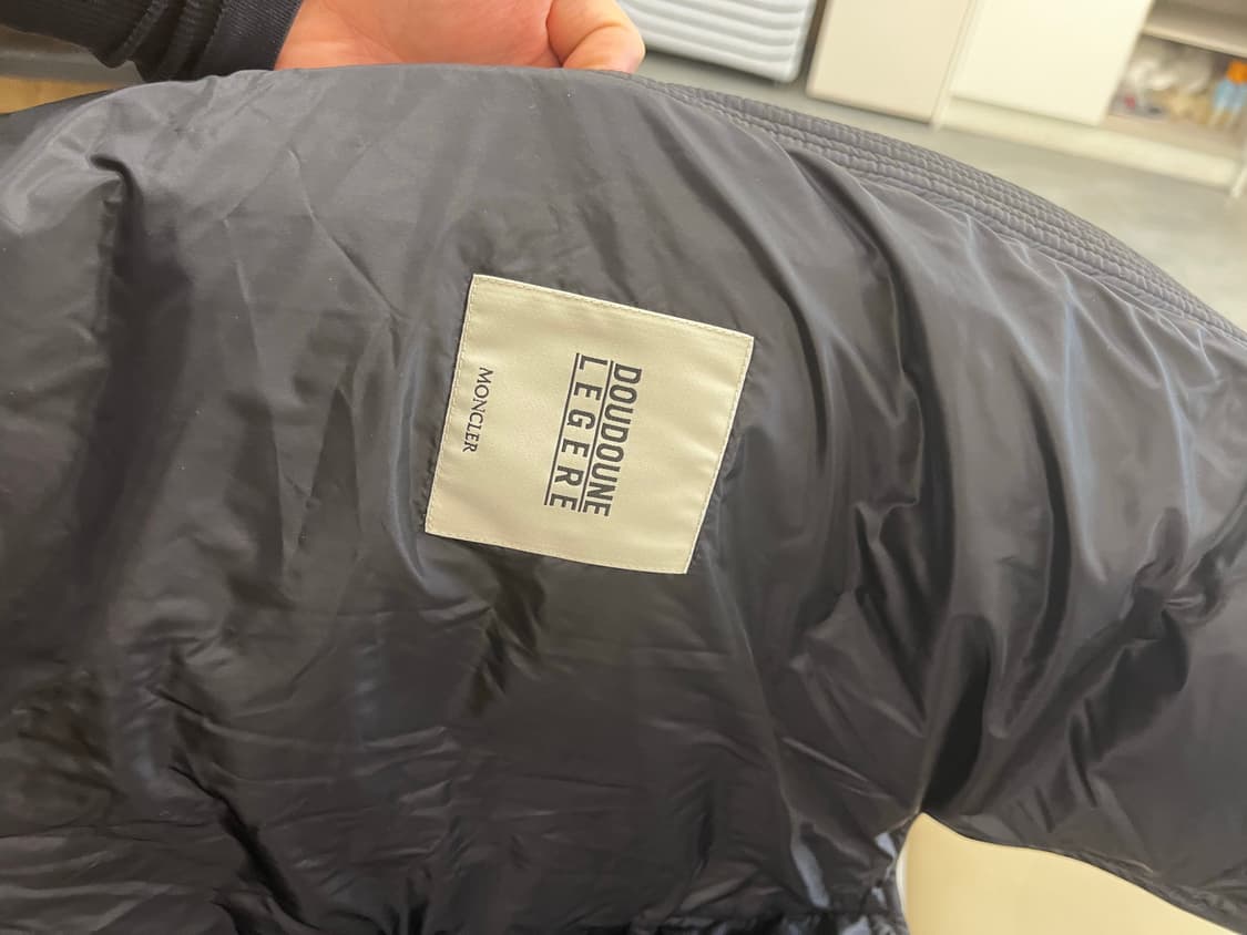 [백화점판] (4) 몽클레어 패딩조끼 상품이미지3