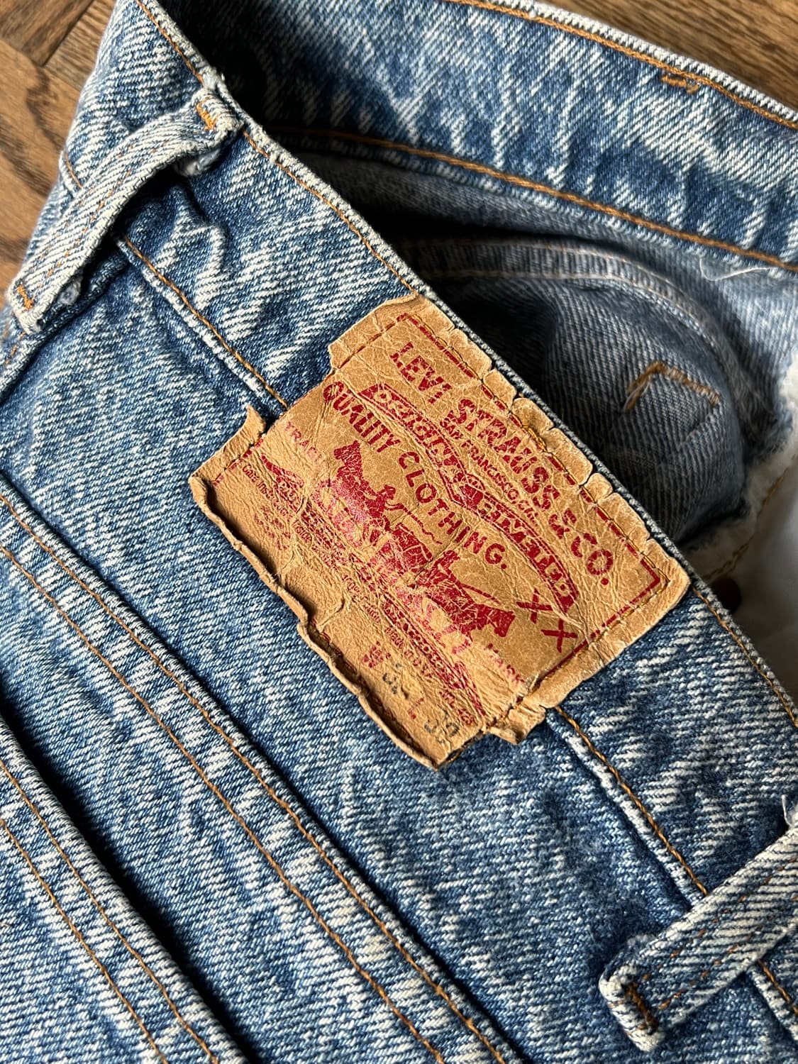 [38]90's 리바이스 USA Made 550 빈티지 워싱 데님 팬츠 상품이미지4