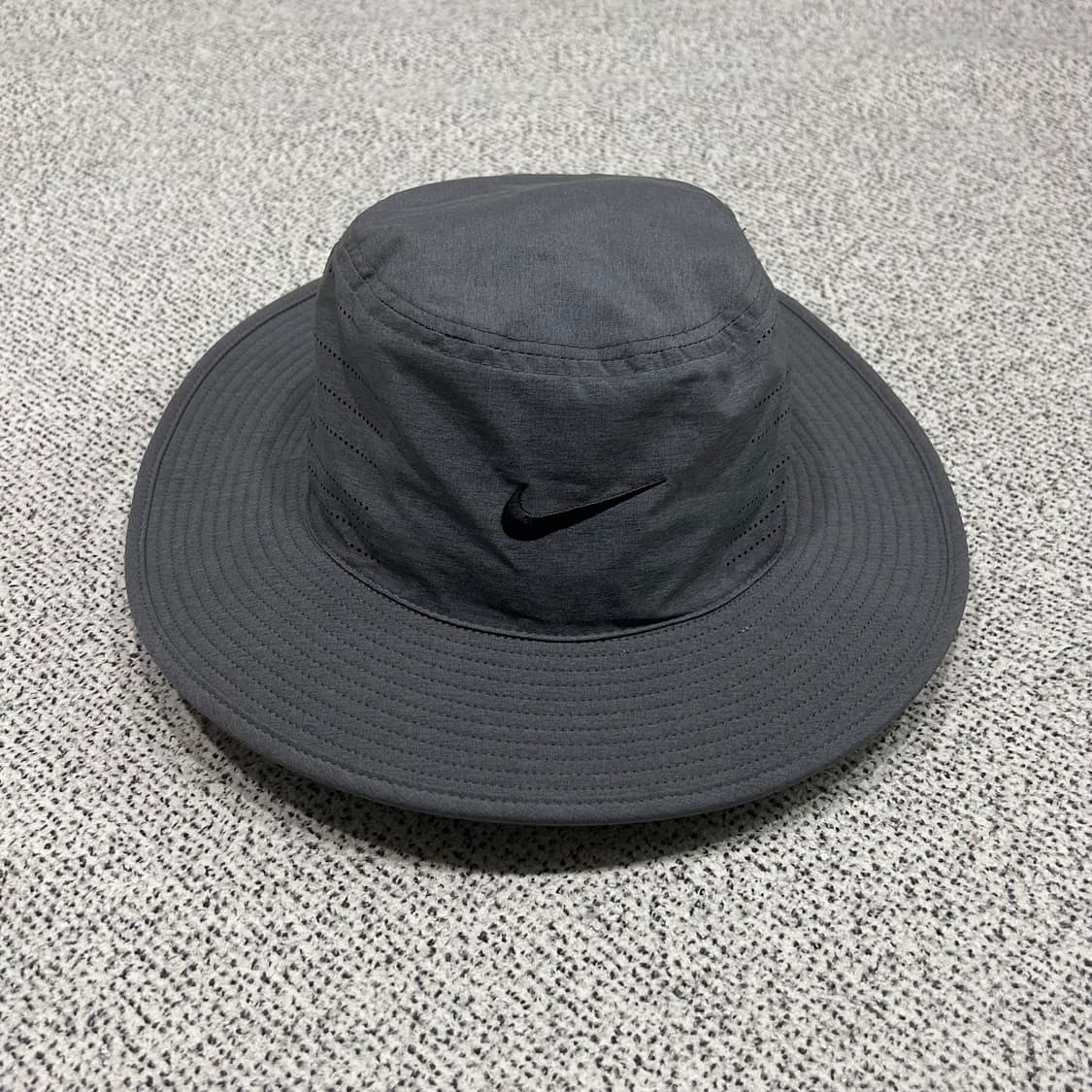 나이키 버킷햇 상품이미지1