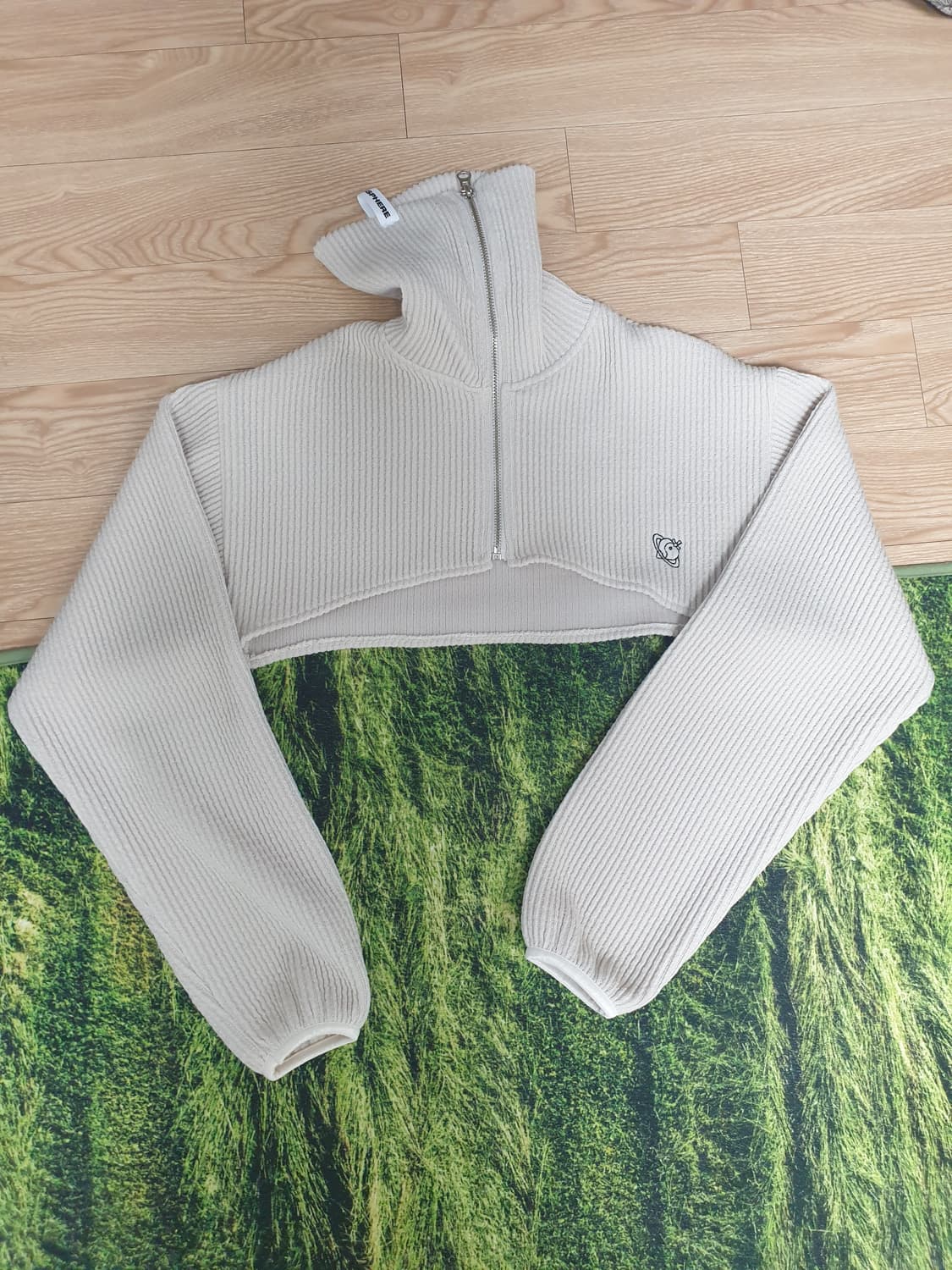 플라즈마스페어 TUNNEL JUMPER IN BEIGE 상품이미지3