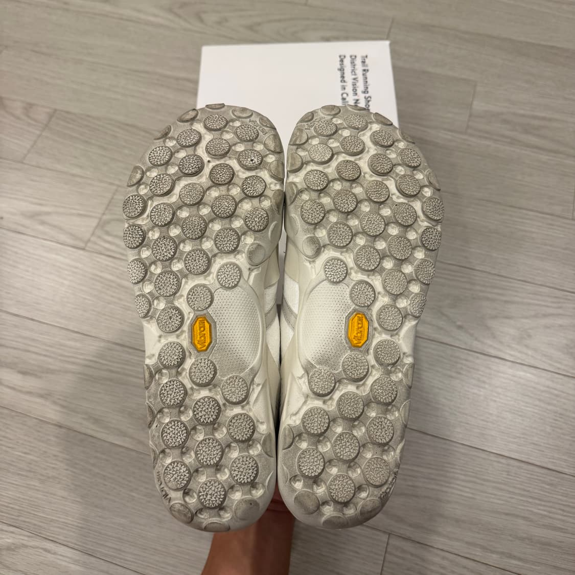 [275] 뉴발란스 x 디스트릭트 비전 MT10O 클라우드 댄서 상품이미지5