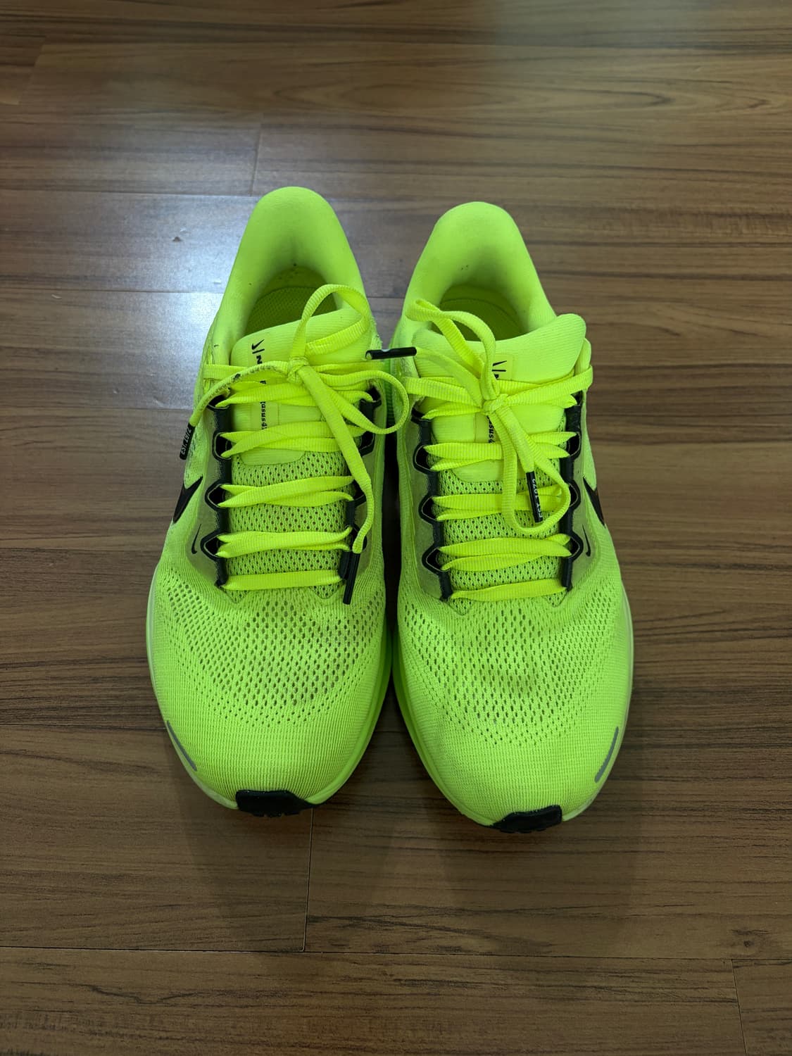 나이키 페가수스 41 형광 240 상품이미지2