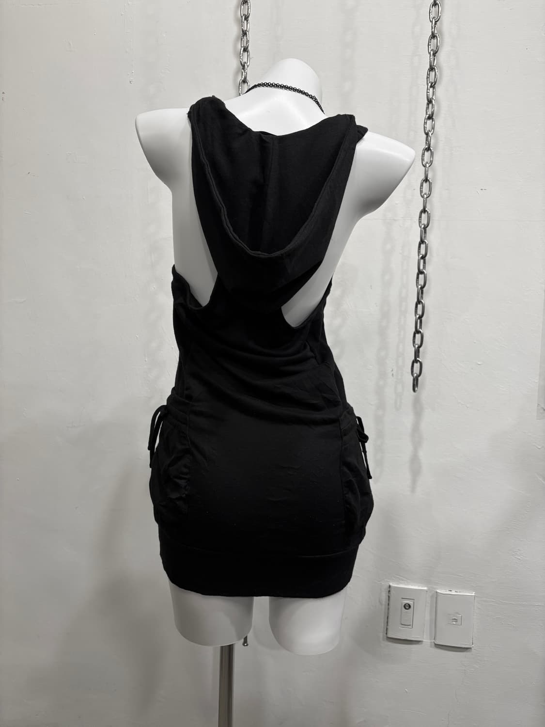 mkr 해골 스터드 레터링 포켓 블랙 후드 나시 원피스 펑크 상품이미지2