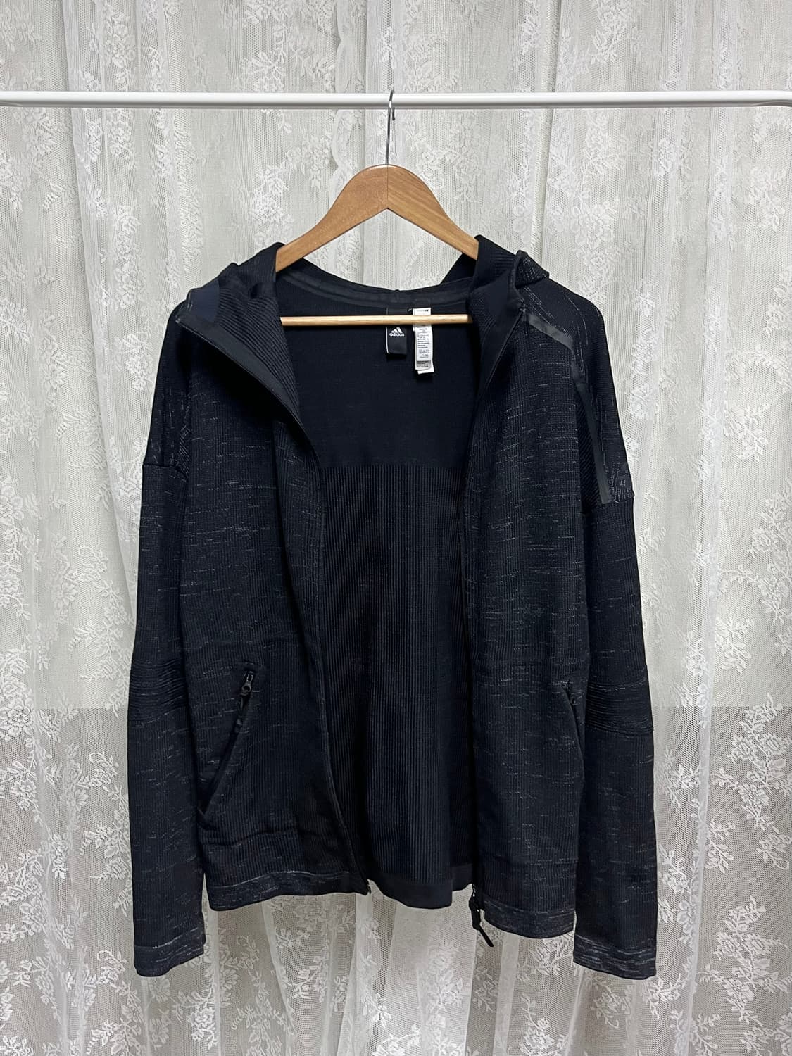 100) 아디다스 36H ZNE 후드 집업 블랙 상품이미지3