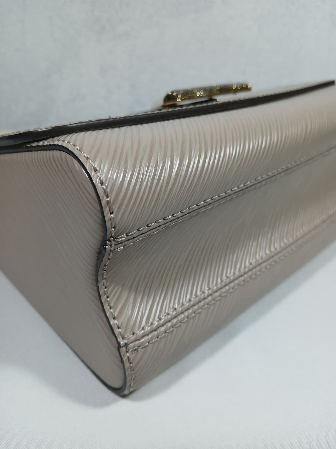 루이비통 트위스트MM 체인백 M59033 상품이미지8