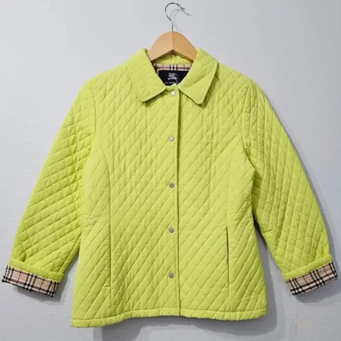 정품 버버리 퀼팅 자켓 ~55반 상품이미지2