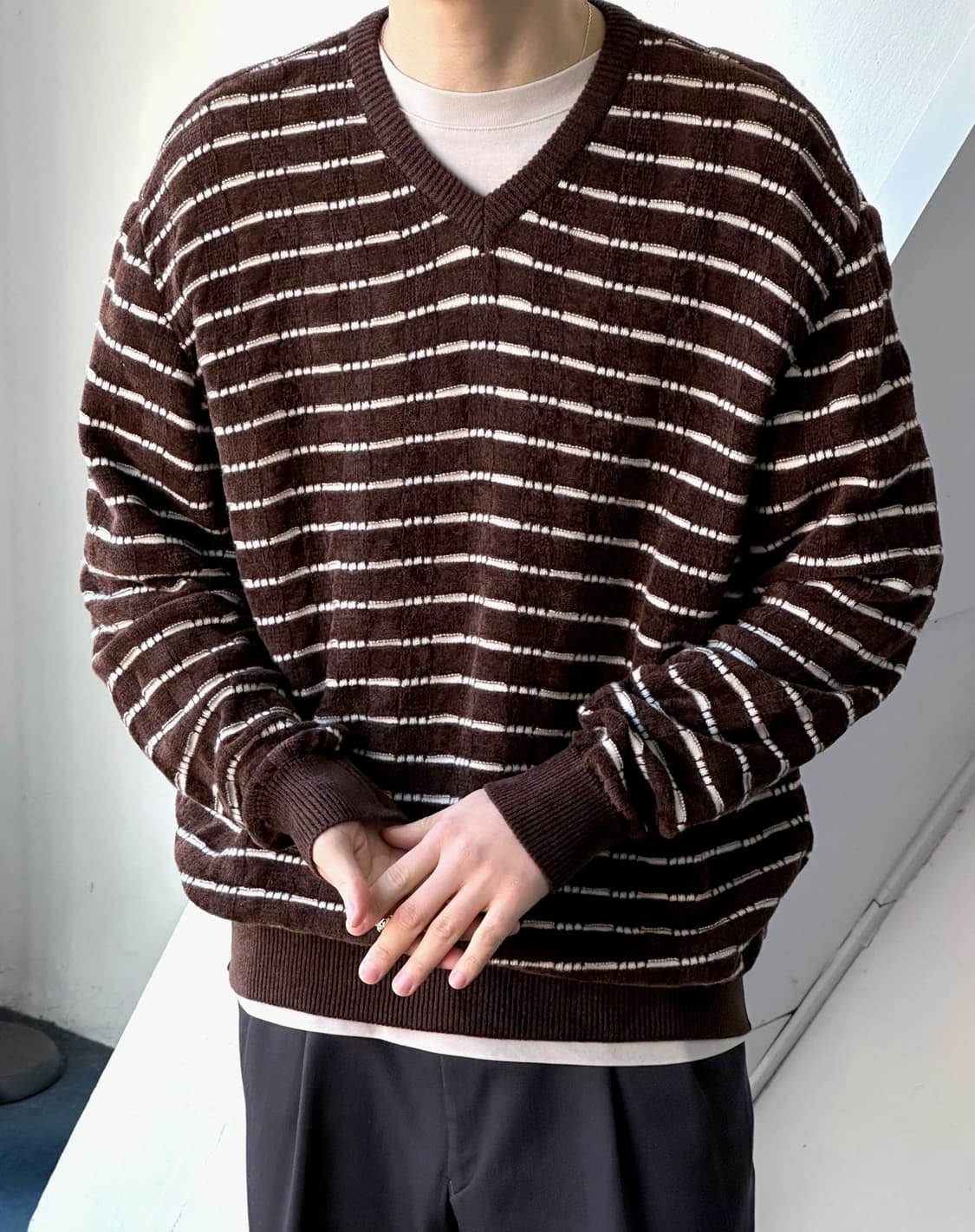 V-neck stripe loose knit P/O 상품이미지6