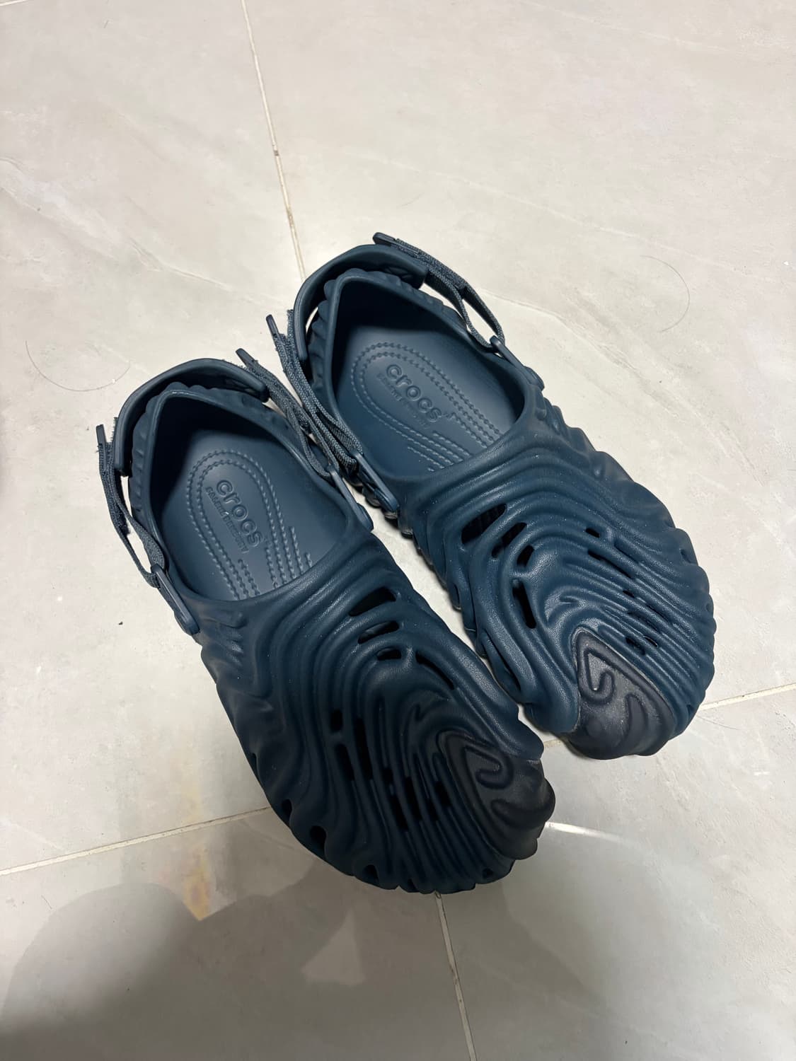 크록스 x 살레헤 벰버리 폴렉스 클로그 꼬모 상품이미지1