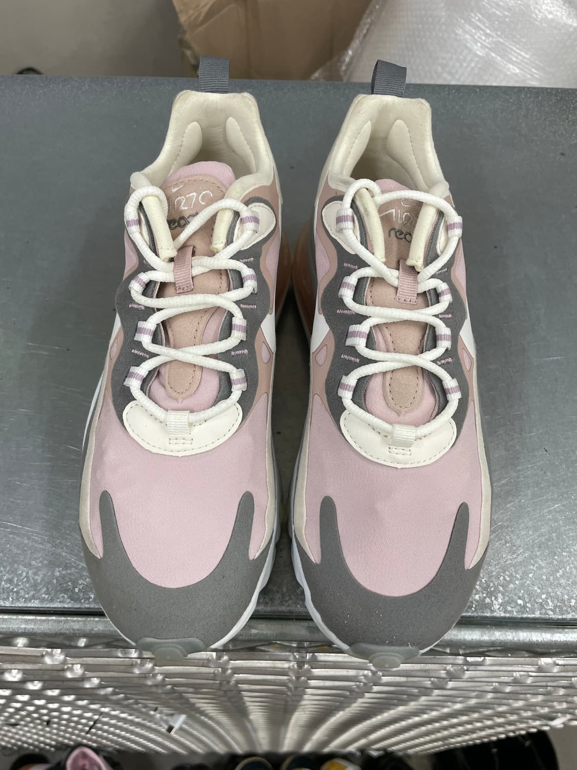 나이키 에어맥스 270 리액트 핑크 240 상품이미지5
