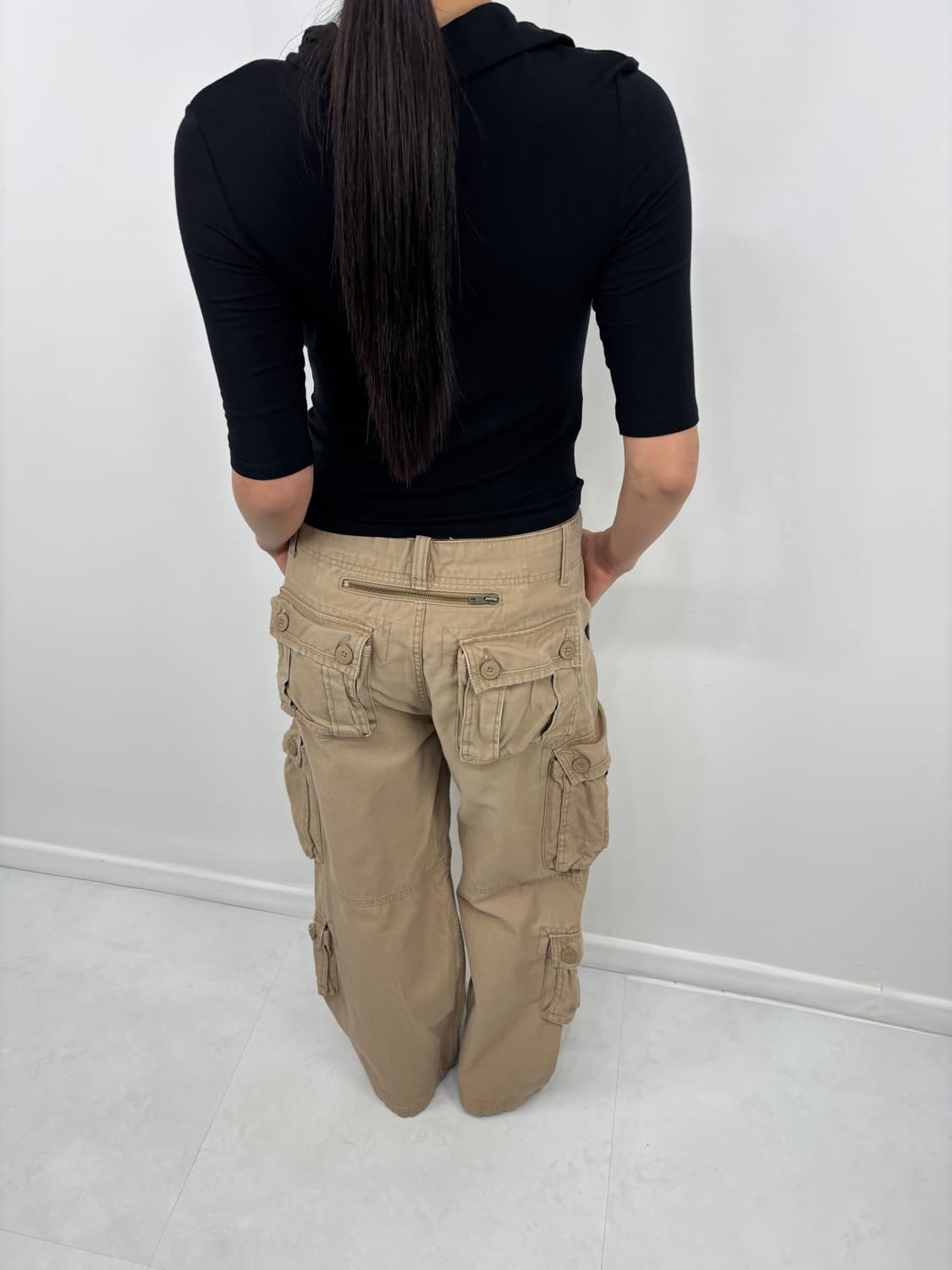 LACE UP NECK TOP 상품이미지5