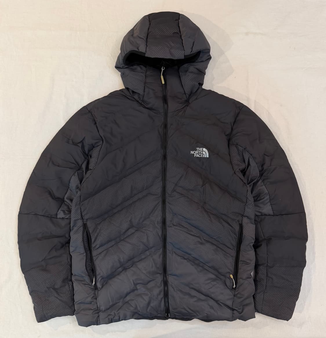 노스페이스 퓨즈폼 고프코어 구스다운 경량패딩 상품이미지1