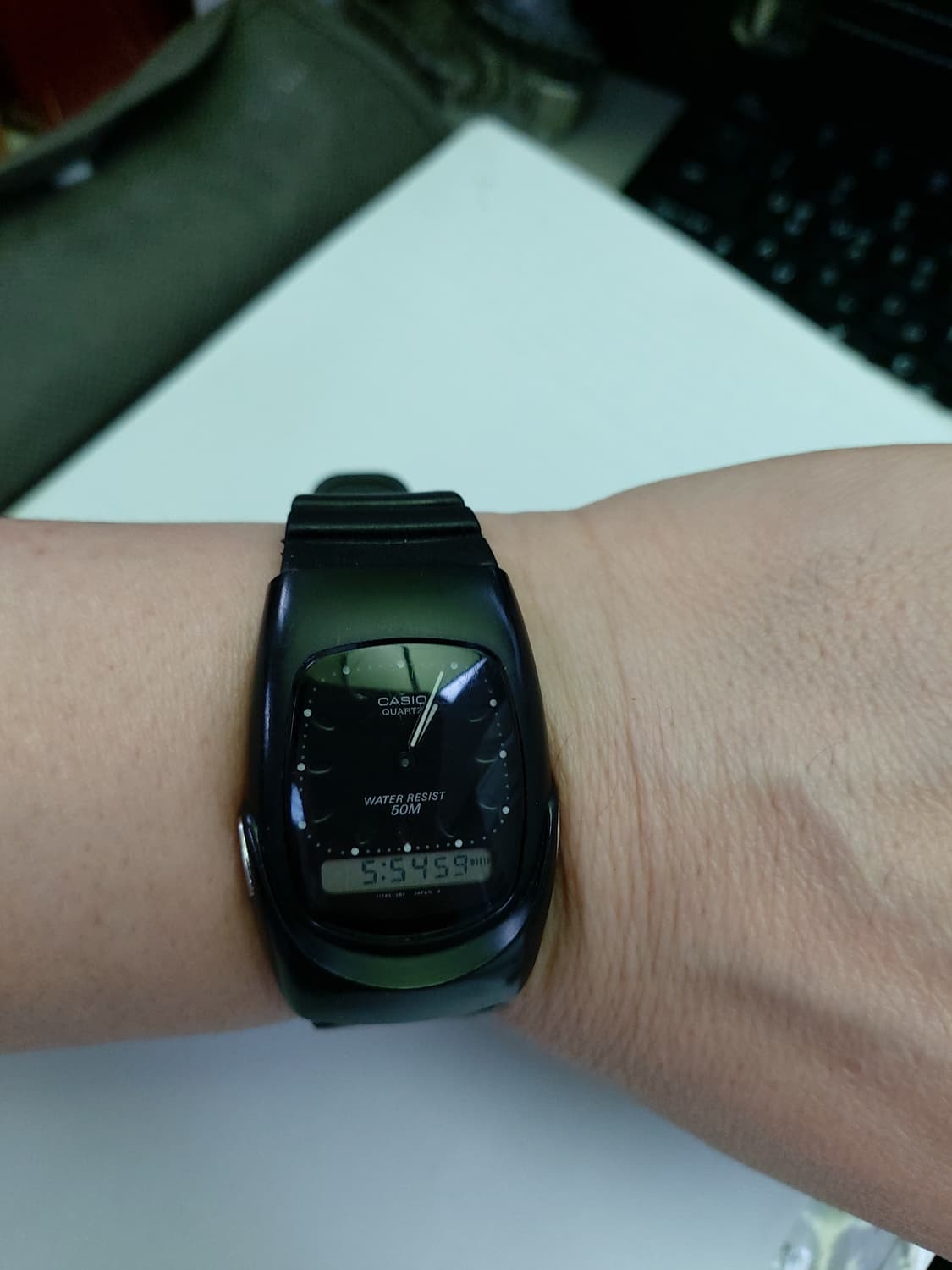카시오 블랙 빈티지 전자 손목시계 상품이미지4