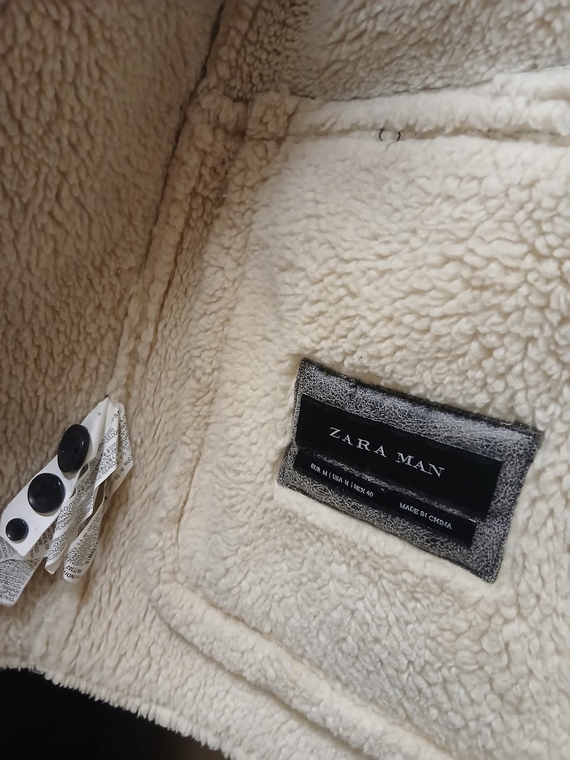 Zara man 무스탕 코트 상품이미지2