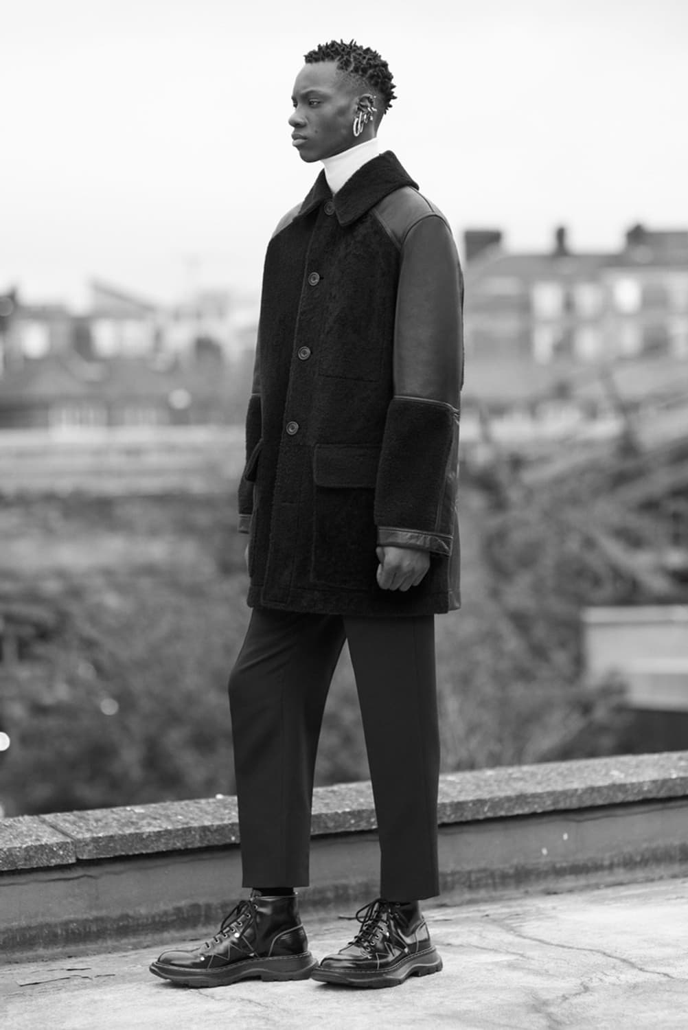 알렉산더 맥퀸 무스탕 코트 상품이미지1