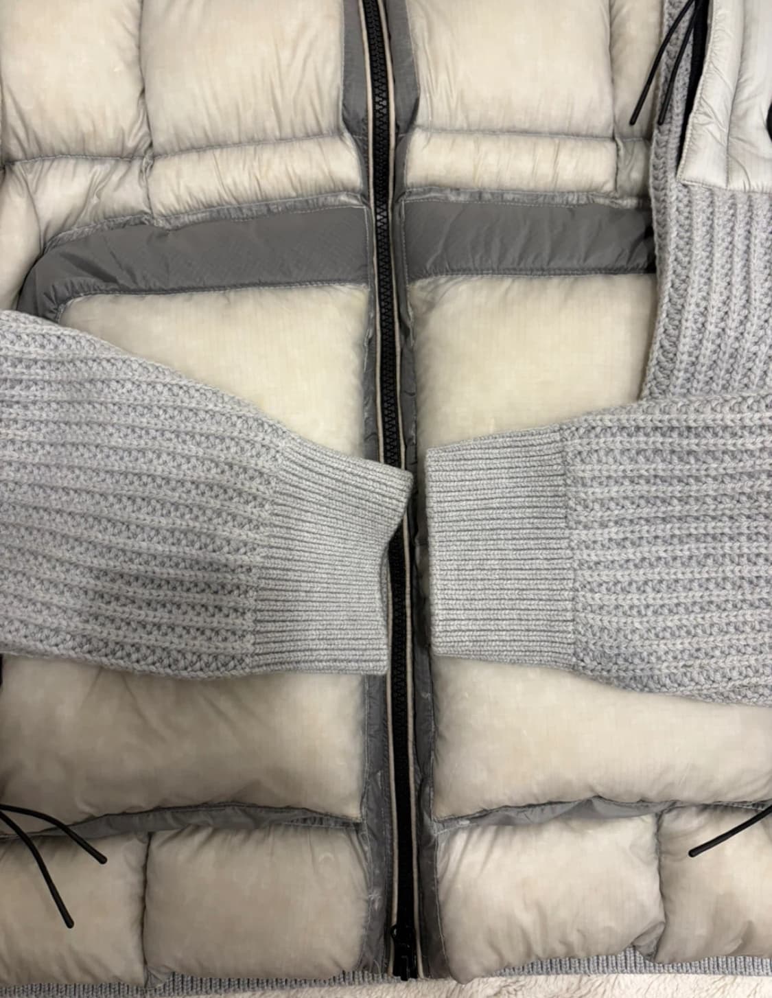 CP컴퍼니 코리아 니트패딩 xxl 상품이미지4