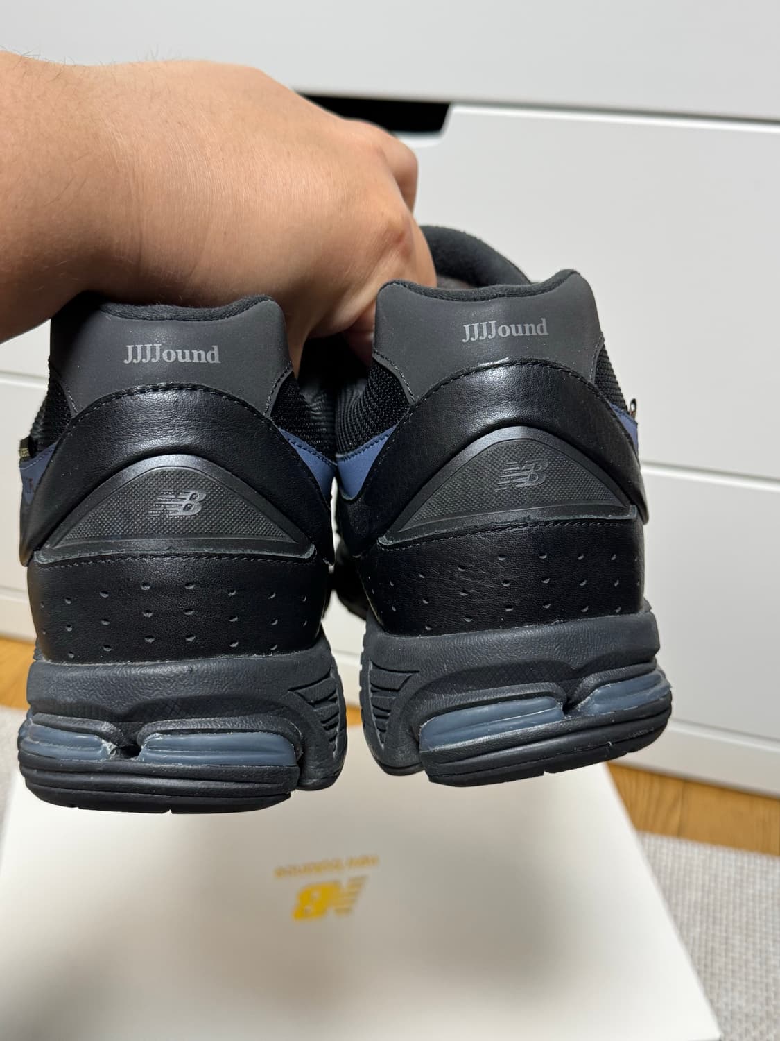 [300]뉴발란스XJJJ자운드 2002R 레더 고어텍스 블랙 스톰 상품이미지8