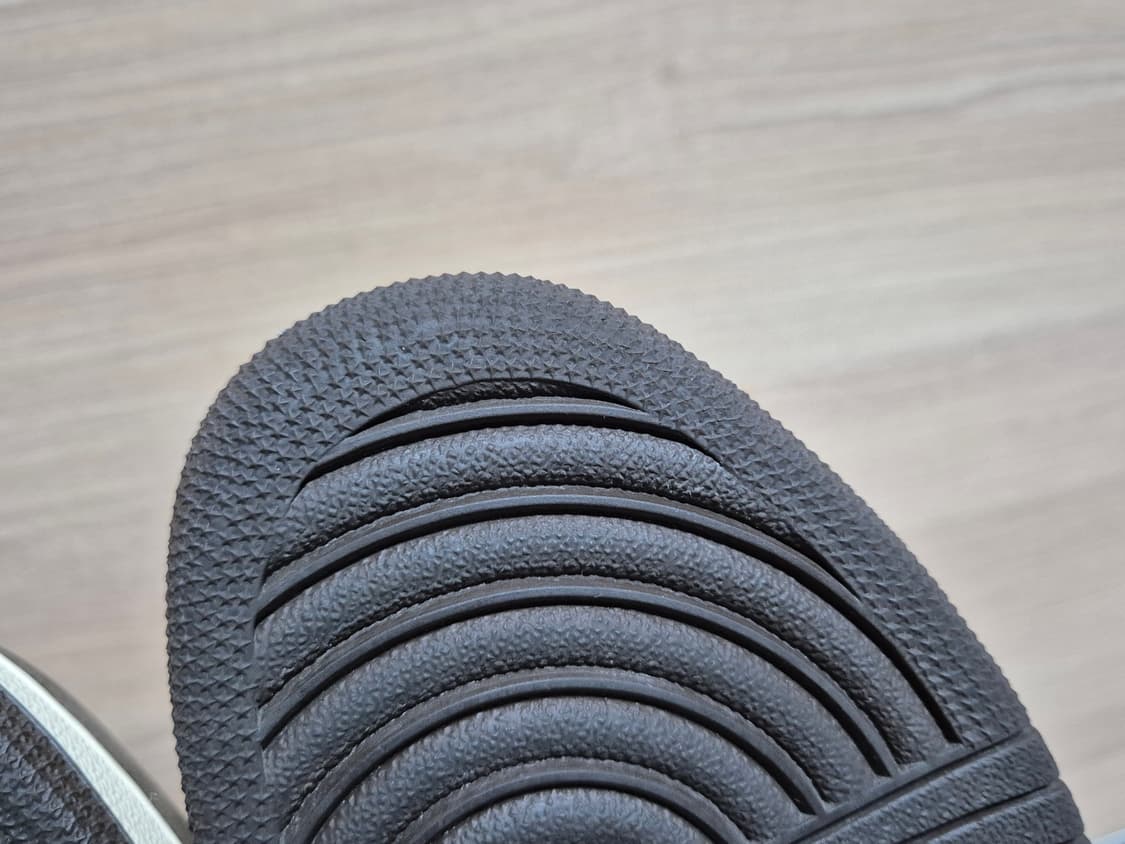 나이키 조던1 로우 트래비스 스캇 OG 모카 Tavis Scott 상품이미지7