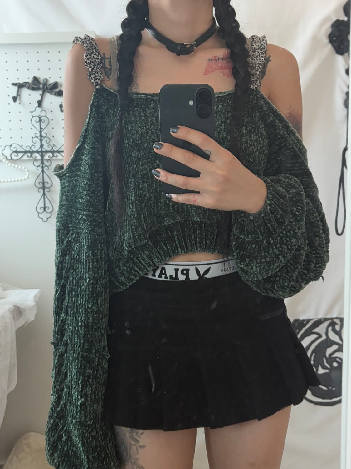 • green velvet off-shoulder knitwear 상품이미지5