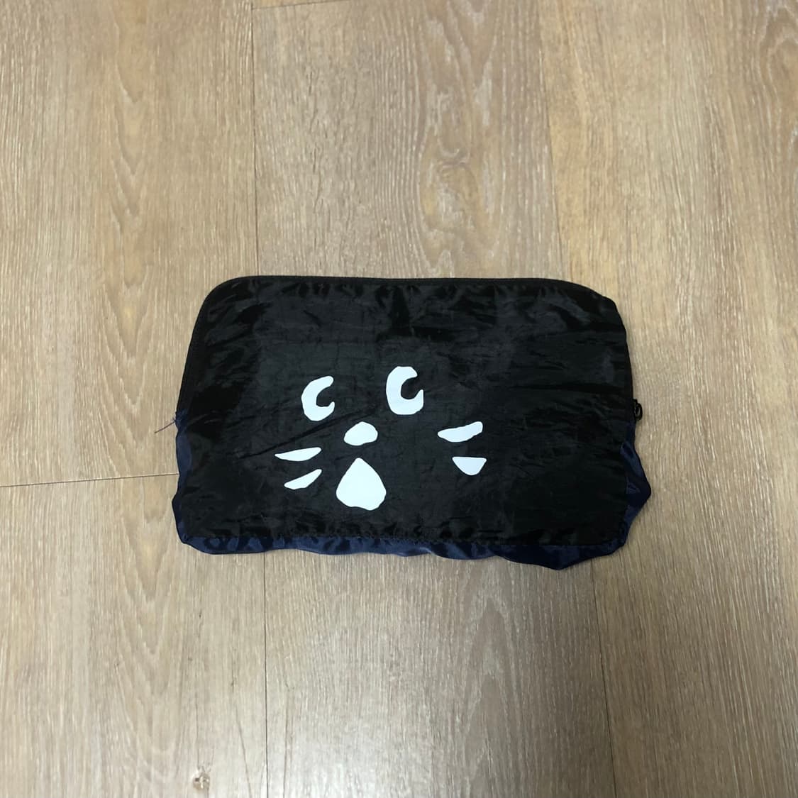 네넷냐 나일론 백팩 네이비 포켓터블 폴더웨이 ne-net nya 고양이 상품이미지4