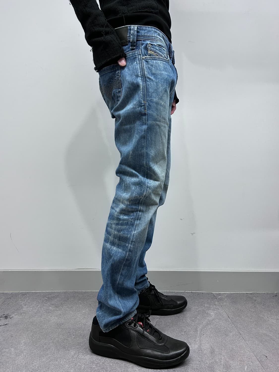 디젤 Thanaz 디스트레스드 워싱 데님 상품이미지2