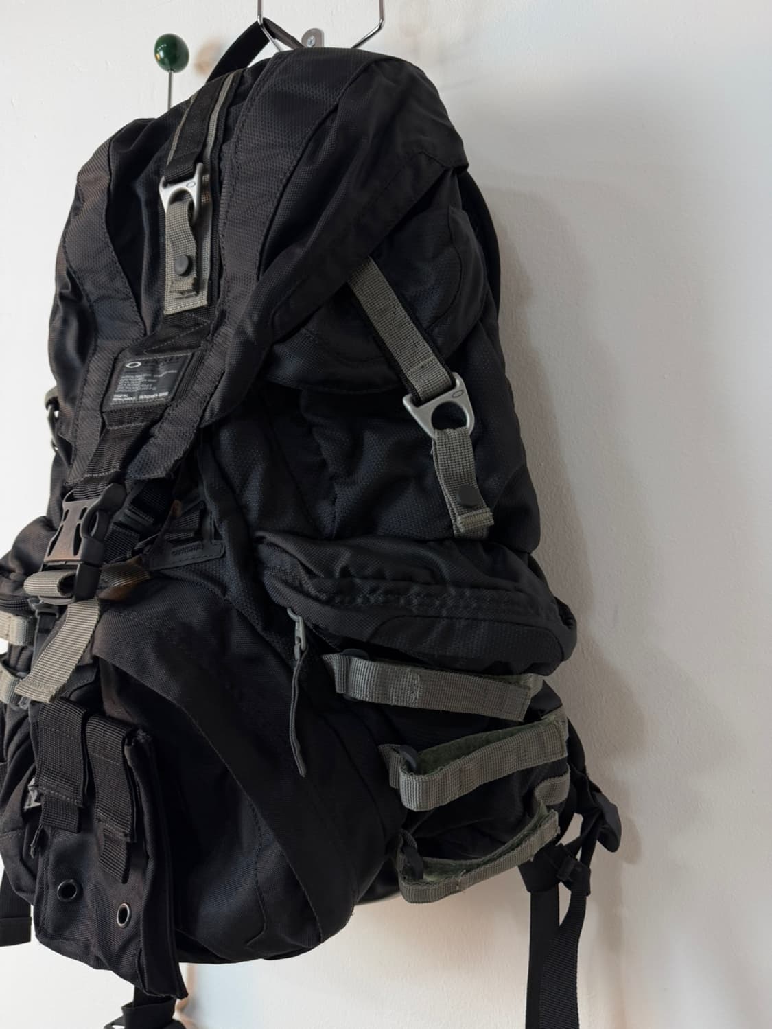 오클리 택티컬 필드 기어 백팩 상품이미지3